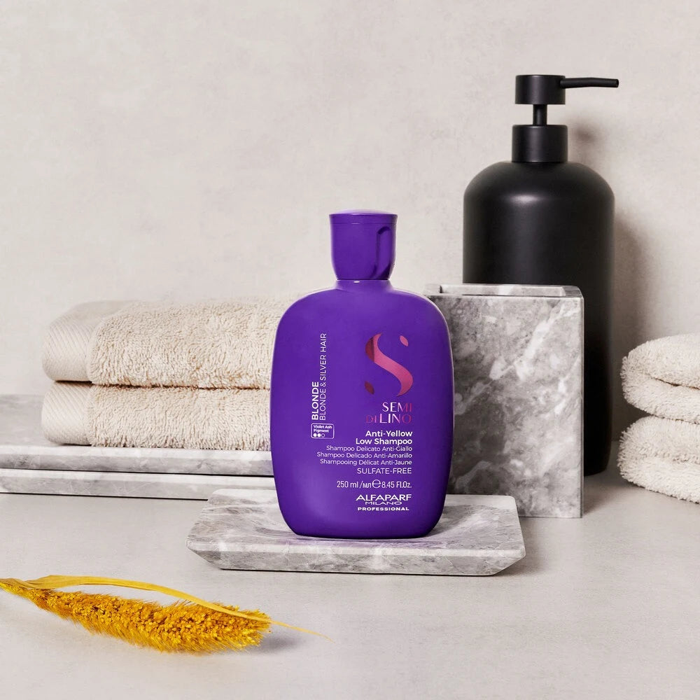 Shampoo matizador Semi di Lino Anti-Yellow Low Shampoo Alfaparf Milano – Rubios y canas sin amarillo 250 ml